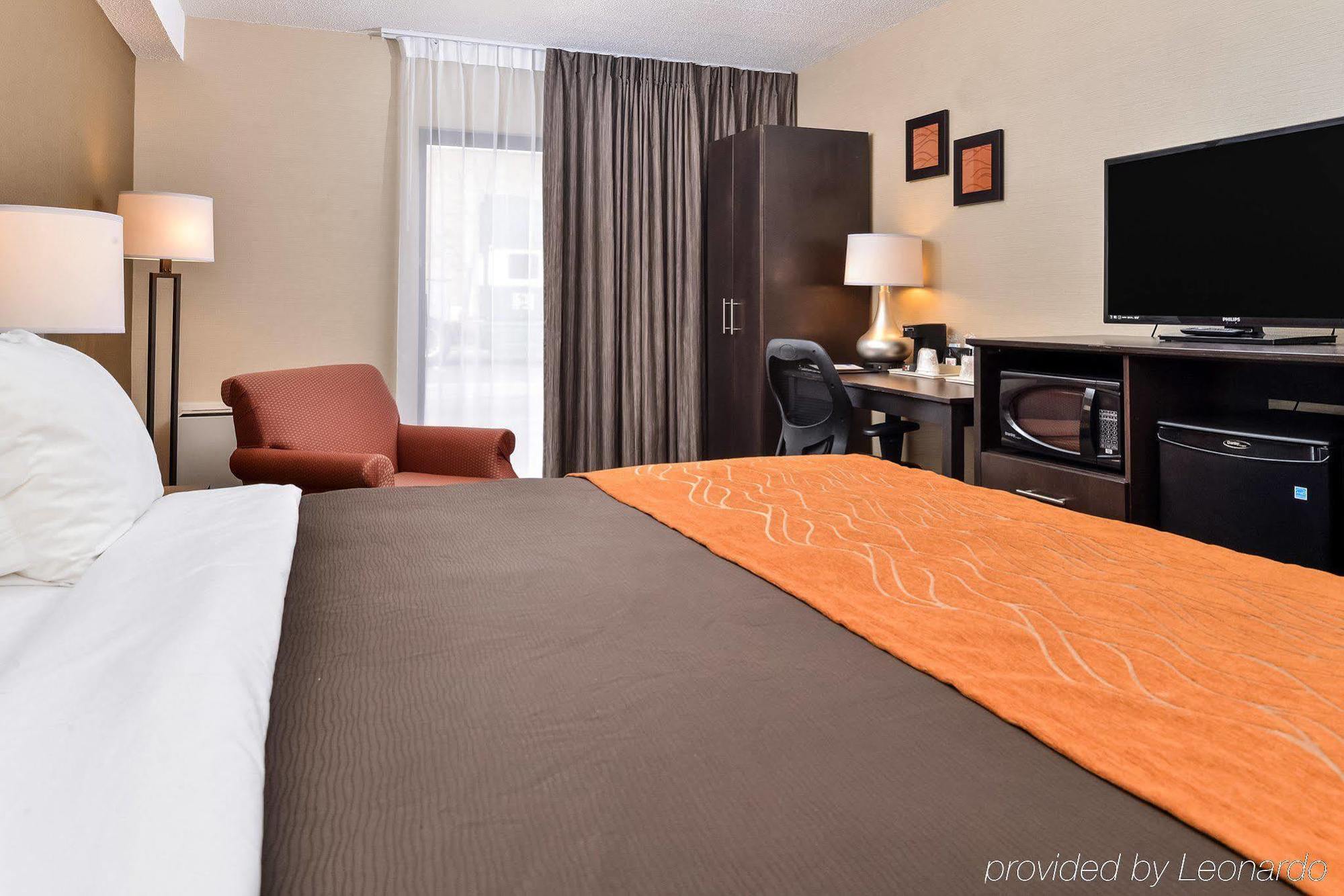 Comfort Inn Brampton Exteriör bild