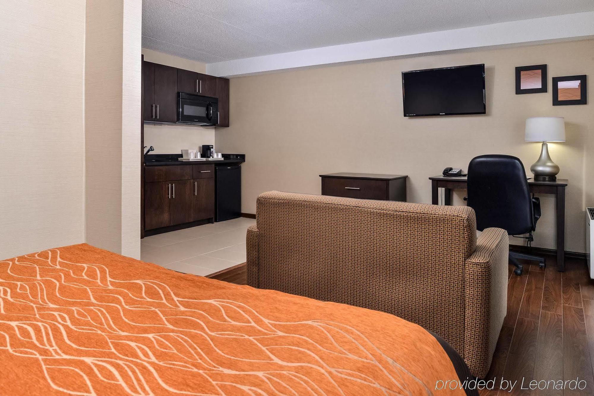 Comfort Inn Brampton Exteriör bild