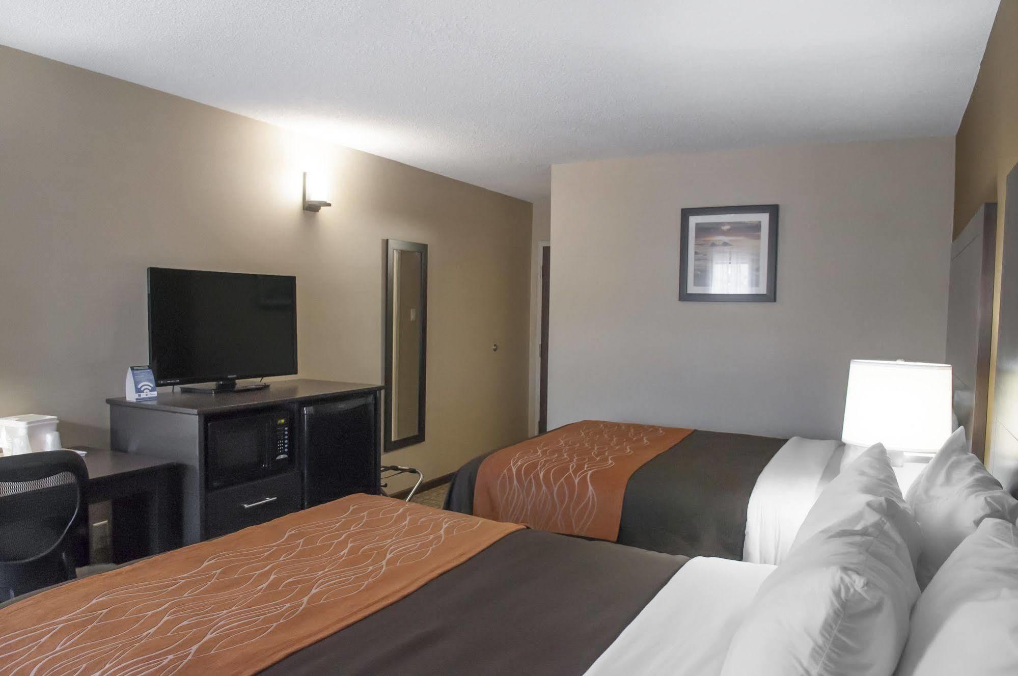 Comfort Inn Brampton Exteriör bild