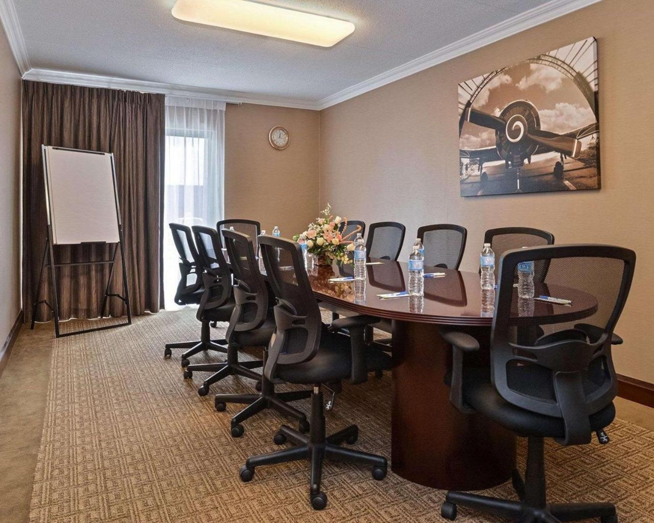 Comfort Inn Brampton Exteriör bild