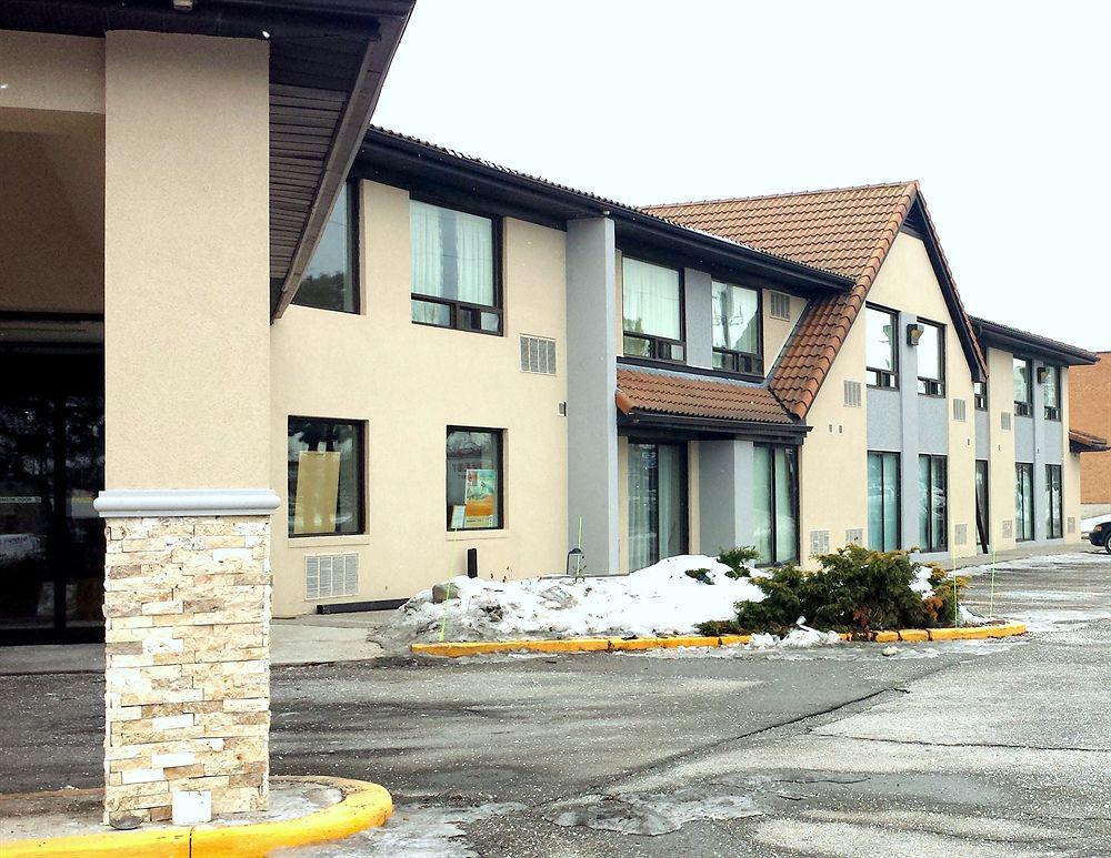 Comfort Inn Brampton Exteriör bild