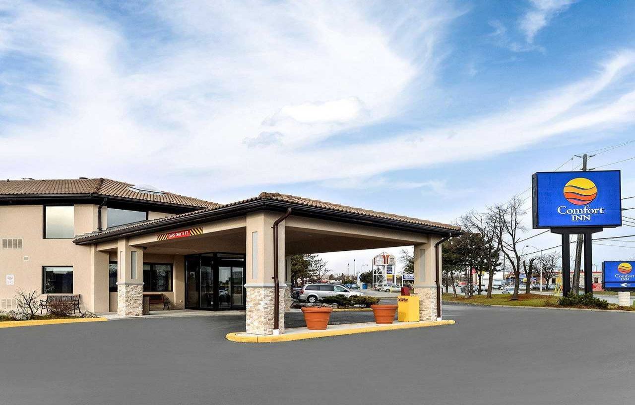 Comfort Inn Brampton Exteriör bild